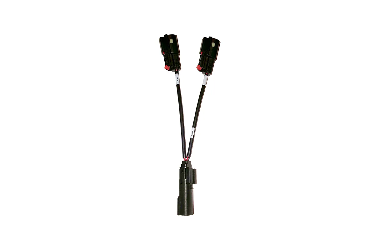 SKI-DOO GEN 4/5 / LYNX RADIEN ACCESSORY SPLITTER - CONVERTS YOUR ACCESSORY POWER TO 2 POWER SOURCES